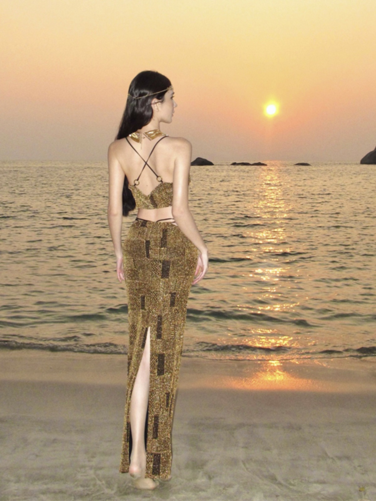 Deep V Spaghetti Strap Beach Dress - Hot American-Style Figure-Hugging Long Dress for Spicy Girls - Perfect for Sanya Seaside Vacation Deep V Spaghetti Strap Beach Dress - Hot American-Style Figure-Hugging Long Dress for Spicy Girls - Perfect for Sanya Seaside Vacation