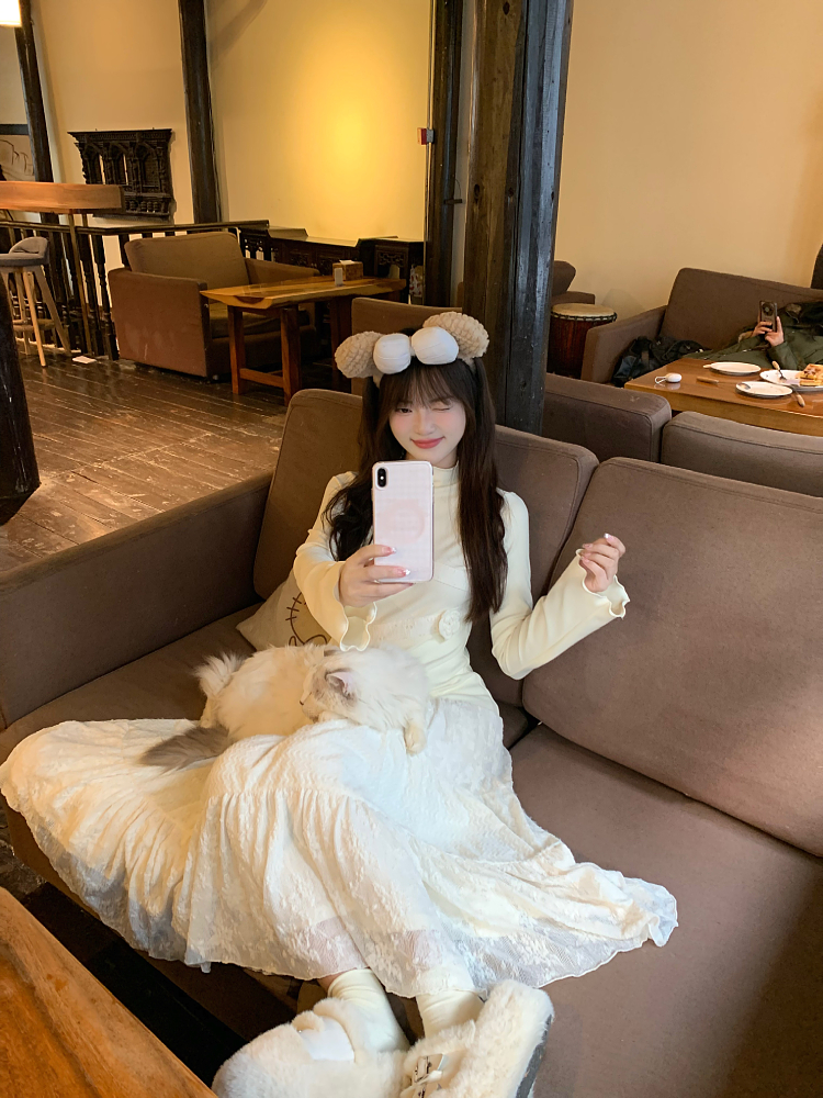 Delicate Fairy Dress for Spring, Gentle Slim Waist Design, Elegant Temperament Base Dress, Perfect for Layering and Everyday Wear Delicate Fairy Dress for Spring, Gentle Slim Waist Design, Elegant Temperament Base Dress, Perfect for Layering and Everyday Wear