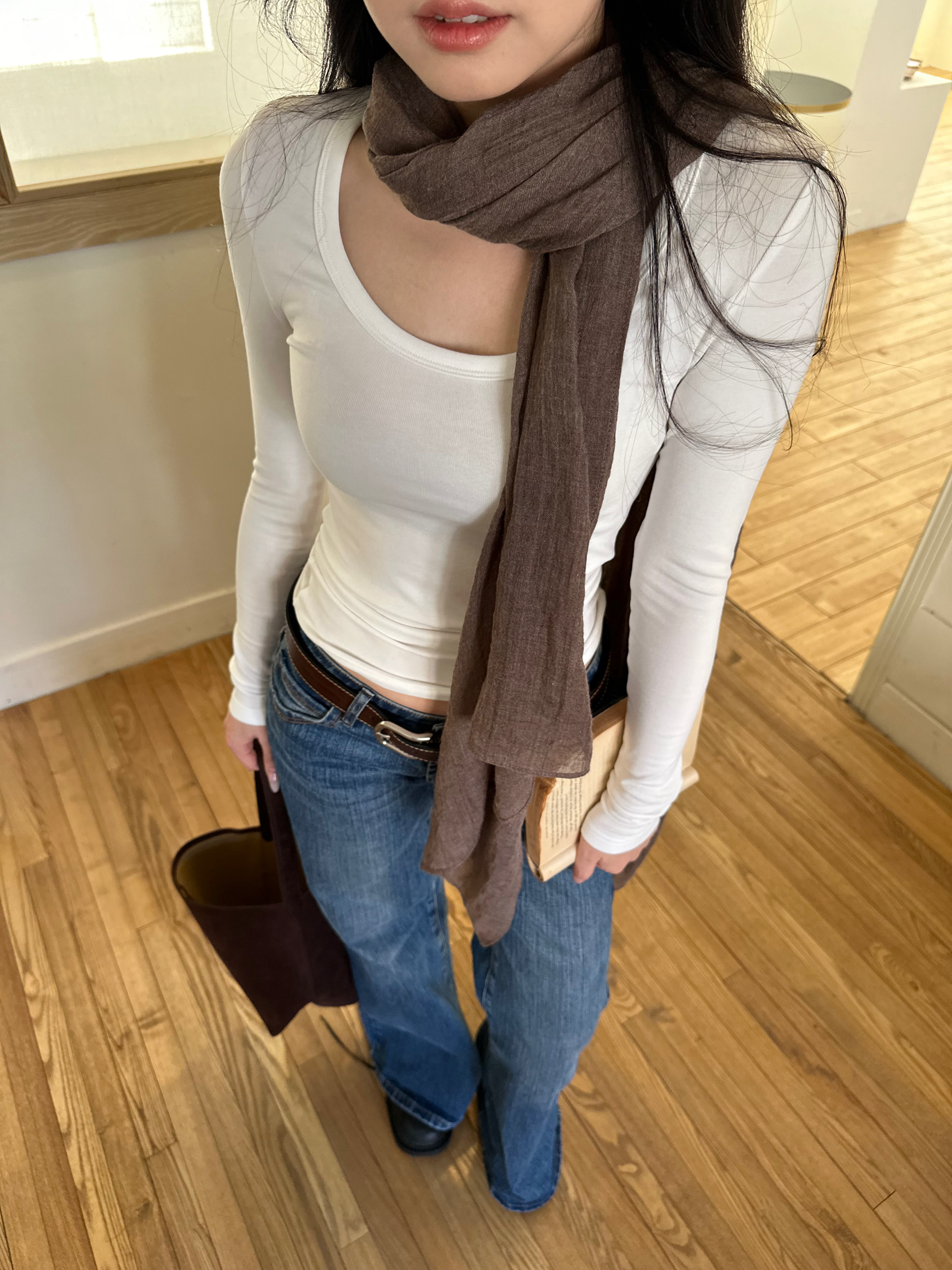 Delicate Lines Long U-Neck Base Shirt - Basic Popchee Style in 3 Colors, Perfect for Effortless Layering and Flattering Fit Delicate Lines Long U-Neck Base Shirt - Basic Popchee Style in 3 Colors, Perfect for Effortless Layering and Flattering Fit