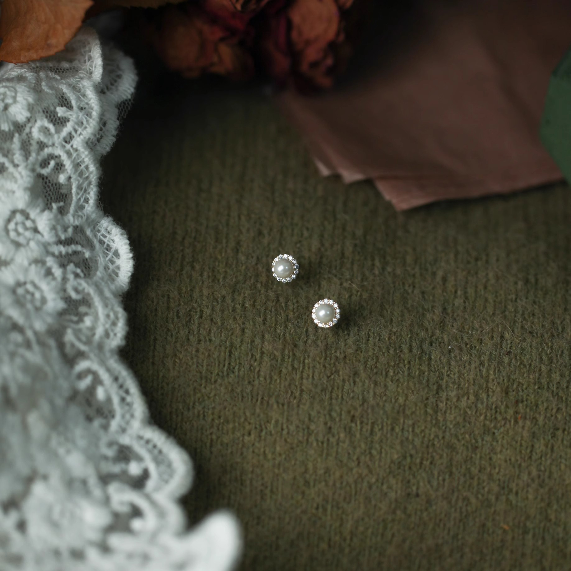 Delicate Miniature Pearl S925 Sterling Silver Stud Earrings for Women - Elegant Classic Jewelry for Everyday Wear Delicate Miniature Pearl S925 Sterling Silver Stud Earrings for Women - Elegant Classic Jewelry for Everyday Wear