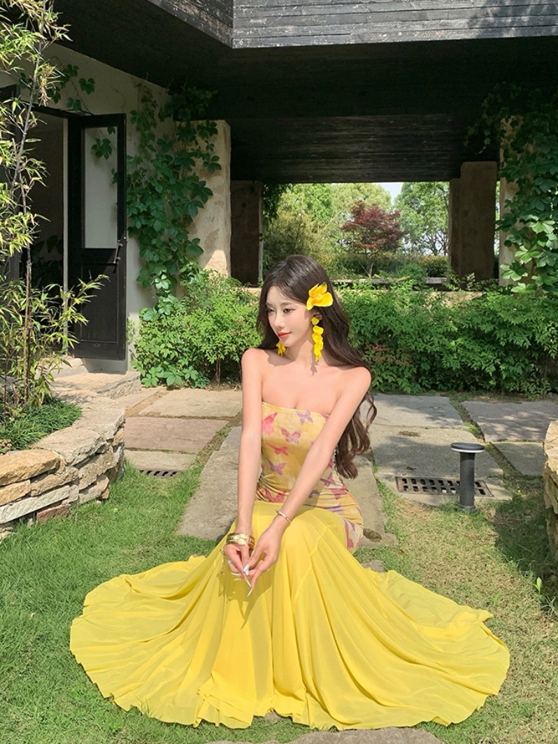 Dopamine Yellow One-Shoulder Bodycon Mermaid Dress for Women - Summer Waist-Cinching Slimming Beach Vacation Style Dopamine Yellow One-Shoulder Bodycon Mermaid Dress for Women - Summer Waist-Cinching Slimming Beach Vacation Style