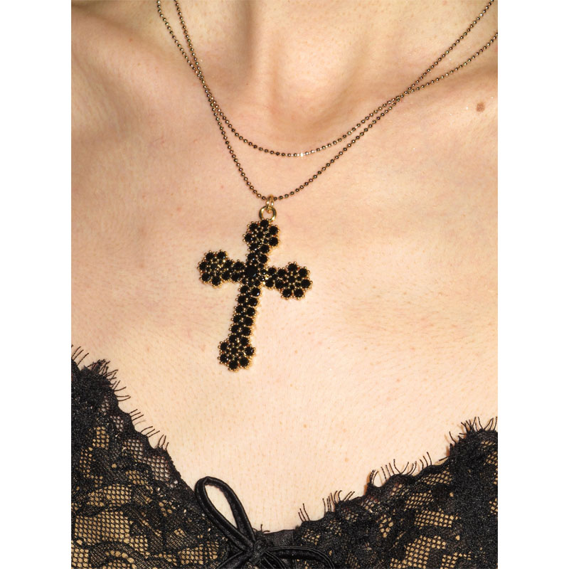 Double Layer Dark Cross Pendant Necklace - Future Style High-End Collarbone Chain, Versatile Niche Accessory for Trendy Looks
