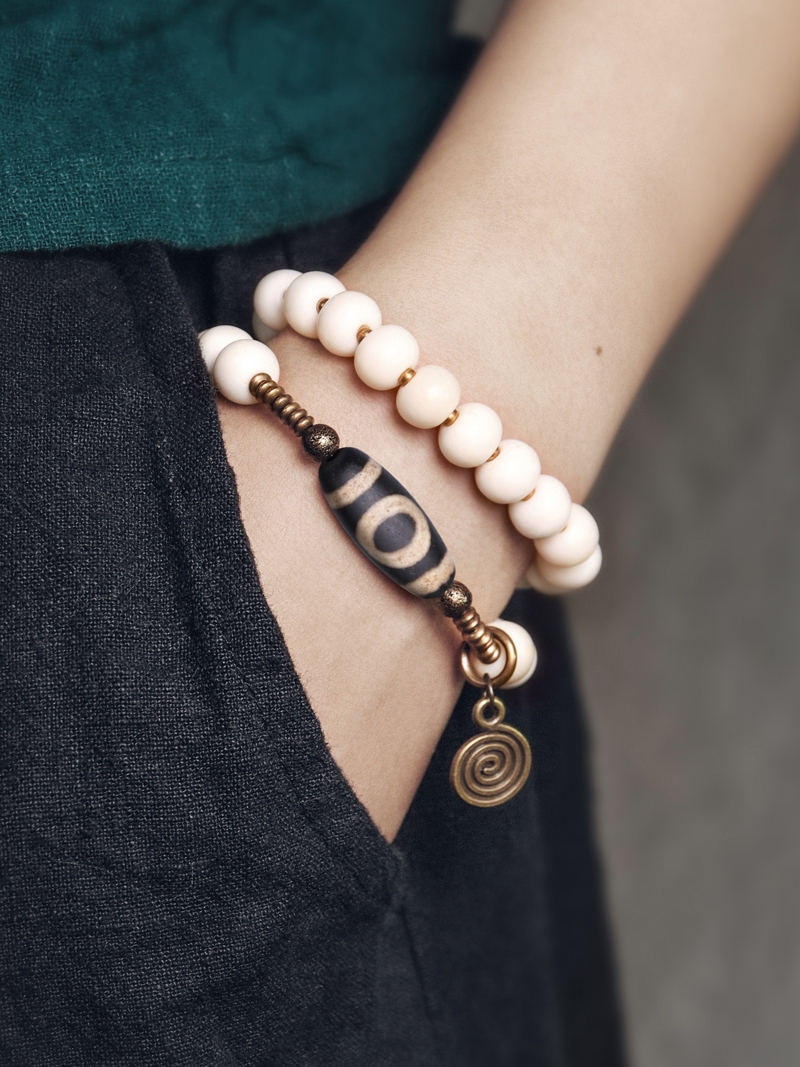 Double-Layer Deer Bone Bead Bracelet, Retro Ethnic Style Wristband for Men and Women, Trendy Mixed Design Accessory