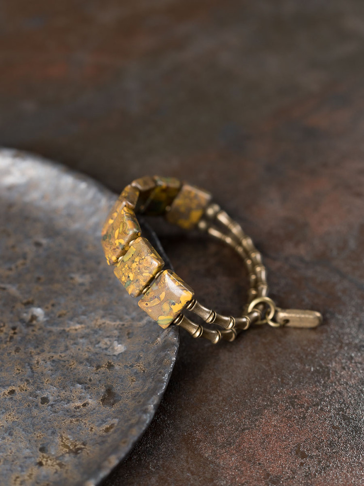 Double-Layer Retro Agate Candy Stone Bracelet for Women and Men - Trendy Versatile Design for Unique Style Double-Layer Retro Agate Candy Stone Bracelet for Women and Men - Trendy Versatile Design for Unique Style