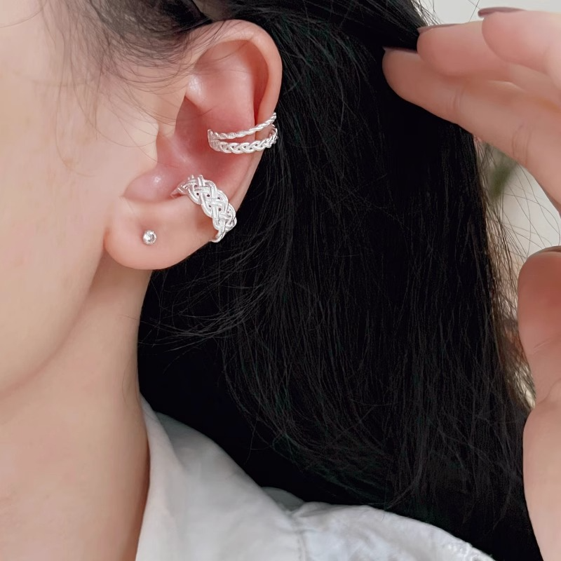 Double-Layer Woven Ear Clips for Women - Exquisite Retro Niche Design Earrings, 2025 Fashion Statement Double-Layer Woven Ear Clips for Women - Exquisite Retro Niche Design Earrings, 2025 Fashion Statement