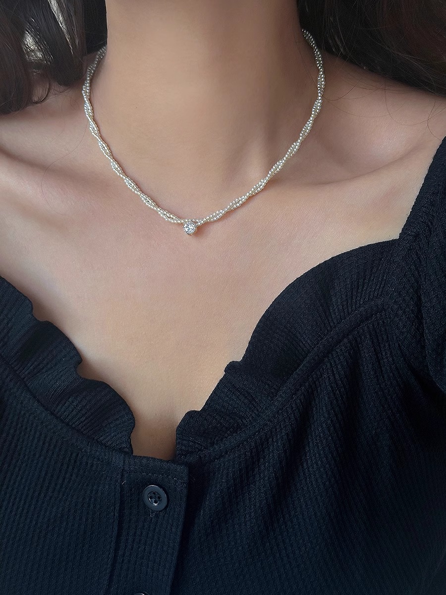 Double Layer Wrapped Zircon Pearl Necklace for Women - Light Luxury Clavicle Jewelry, Chic Commuter Style, Elegant Accessory Double Layer Wrapped Zircon Pearl Necklace for Women - Light Luxury Clavicle Jewelry, Chic Commuter Style, Elegant Accessory