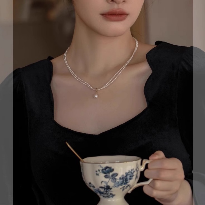 Double-Layered Pearl Necklace for Women, High-End Clavicle Chain, Elegant Fashion Jewelry, Chic Layered Neck Chain Double-Layered Pearl Necklace for Women, High-End Clavicle Chain, Elegant Fashion Jewelry, Chic Layered Neck Chain