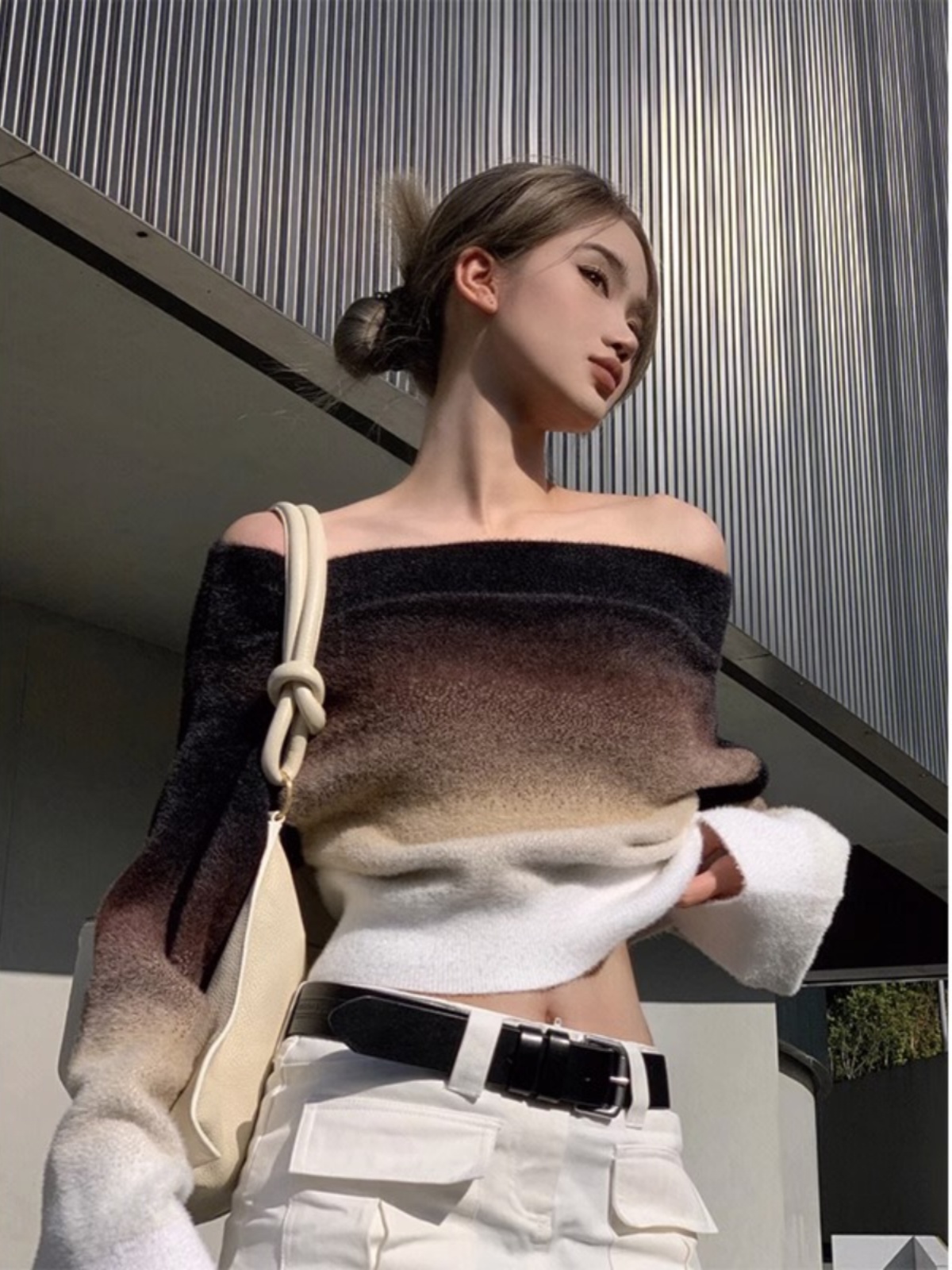 Eccentric Gradient One-Shoulder Sweater for Women - Autumn Off-Shoulder Long Sleeve Knit Top in Casual Style Eccentric Gradient One-Shoulder Sweater for Women - Autumn Off-Shoulder Long Sleeve Knit Top in Casual Style