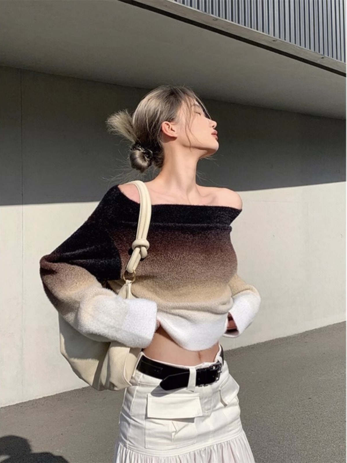 Eccentric Gradient One-Shoulder Sweater for Women - Autumn Off-Shoulder Long Sleeve Knit Top in Casual Style Eccentric Gradient One-Shoulder Sweater for Women - Autumn Off-Shoulder Long Sleeve Knit Top in Casual Style