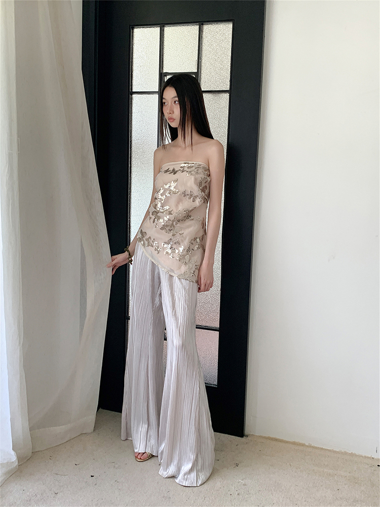 Eccentric Off-Shoulder Sequined Embroidered Strapless Top & Casual Flared Pants Set - Sexy Y2K Style Outfit Eccentric Off-Shoulder Sequined Embroidered Strapless Top & Casual Flared Pants Set - Sexy Y2K Style Outfit