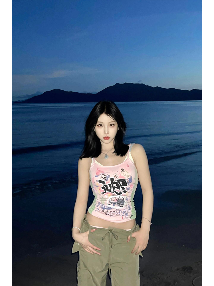 Eccentric Retro Graffiti Print Slim Fit Sleeveless Camisole Tank Top - Y2K Street Style Fashion