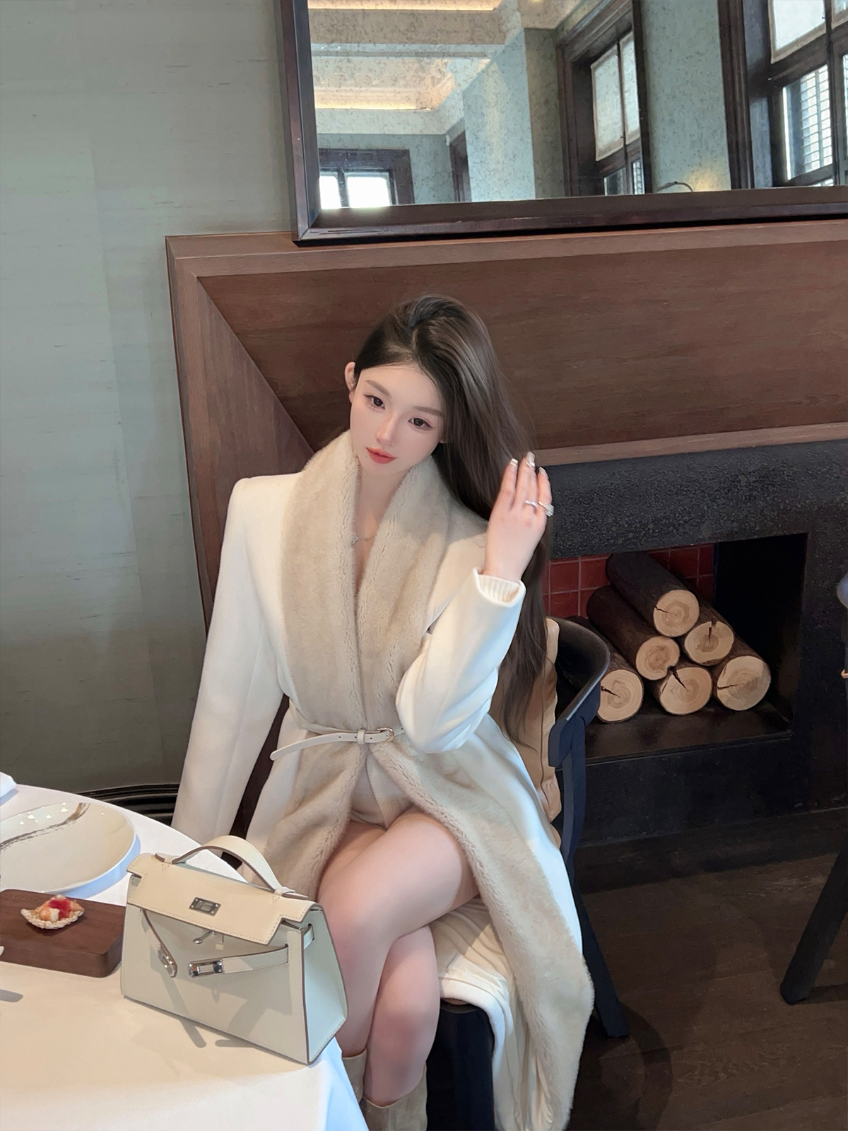 Eco-Friendly White Long Winter Coat for Women with Belt, Water Mink Fur Collar, Imitation Cashmere, Chic and Stylish Eco-Friendly White Long Winter Coat for Women with Belt, Water Mink Fur Collar, Imitation Cashmere, Chic and Stylish