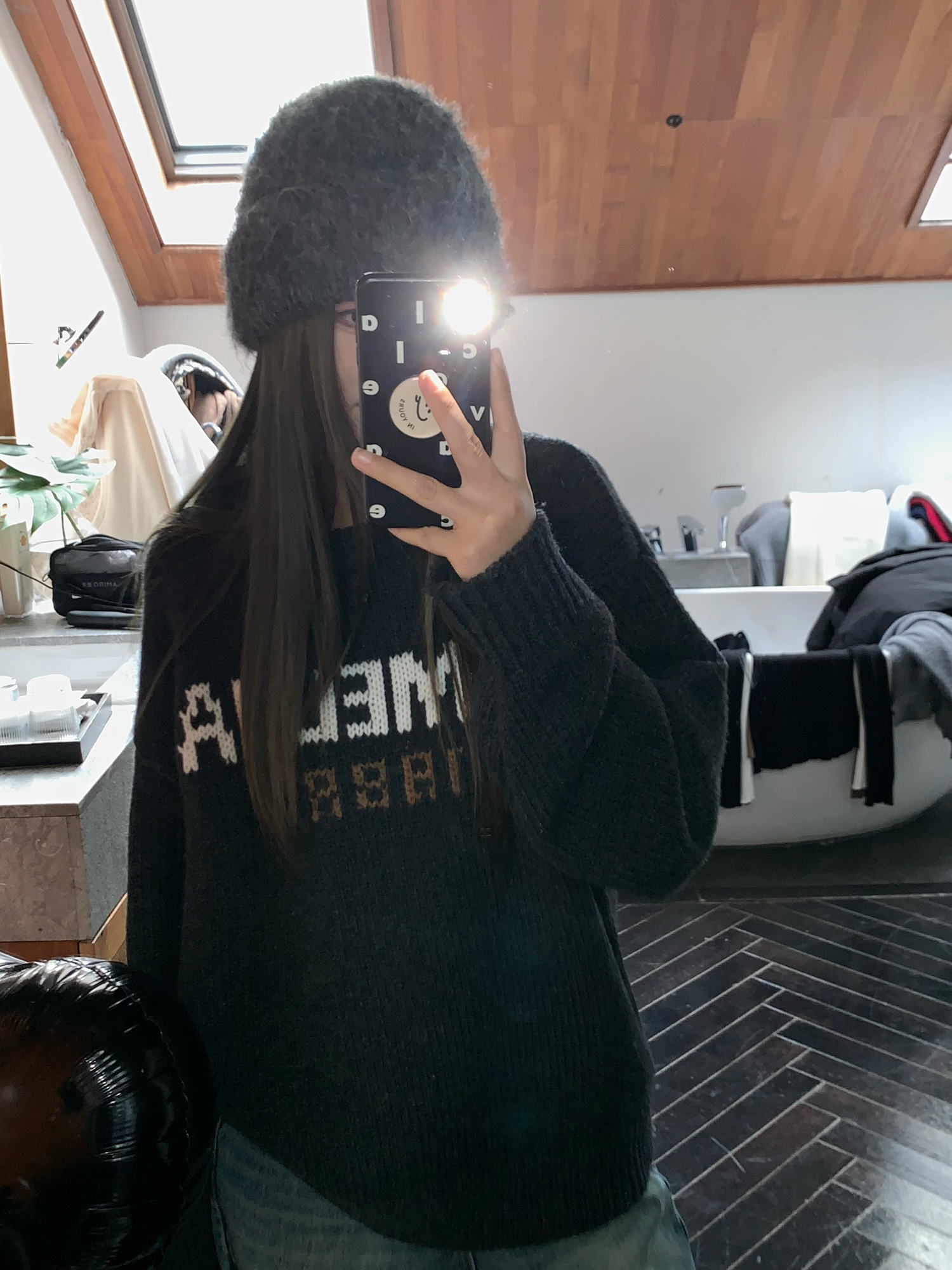 Effortless Casual Letter Jacquard Knit Pullover Sweater for Women - 50% Wool, Stylish 90s-Inspired Fashion Effortless Casual Letter Jacquard Knit Pullover Sweater for Women - 50% Wool, Stylish 90s-Inspired Fashion