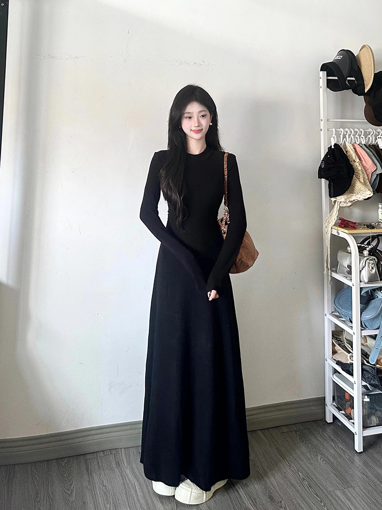 Elegant Black Long Sleeve Bodycon Dress for Women - Waist-Cinching Slim-Fit Design, Body-Hugging Style for Spring Fashion Elegant Black Long Sleeve Bodycon Dress for Women - Waist-Cinching Slim-Fit Design, Body-Hugging Style for Spring Fashion