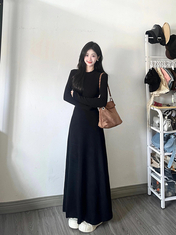 Elegant Black Long Sleeve Bodycon Dress for Women - Waist-Cinching Slim-Fit Design, Body-Hugging Style for Spring Fashion Elegant Black Long Sleeve Bodycon Dress for Women - Waist-Cinching Slim-Fit Design, Body-Hugging Style for Spring Fashion