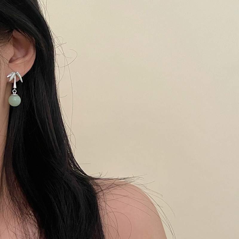 Elegant Chinese-Style Round Bead Pendant Earrings for Girls, High-End Bamboo Leaf Ear Studs, Fresh National Style Accessories Elegant Chinese-Style Round Bead Pendant Earrings for Girls, High-End Bamboo Leaf Ear Studs, Fresh National Style Accessories