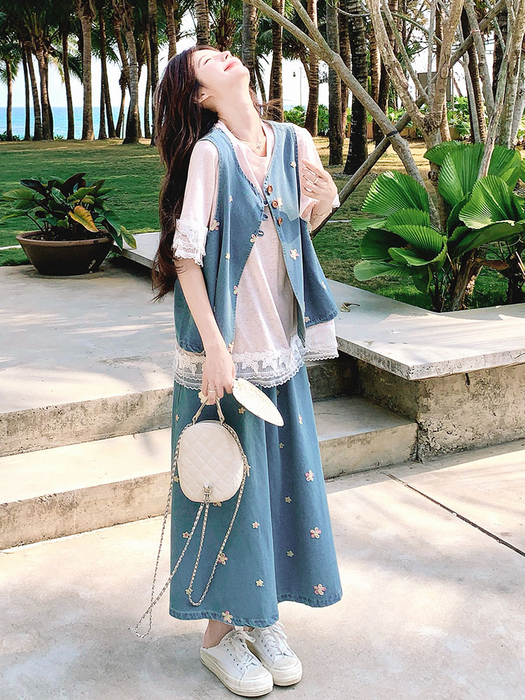 Elegant Embroidered Denim Vest Set Dress for Women - Versatile 3-Piece T-Shirt and Skirt Outfit for Summer 2025 Fashion