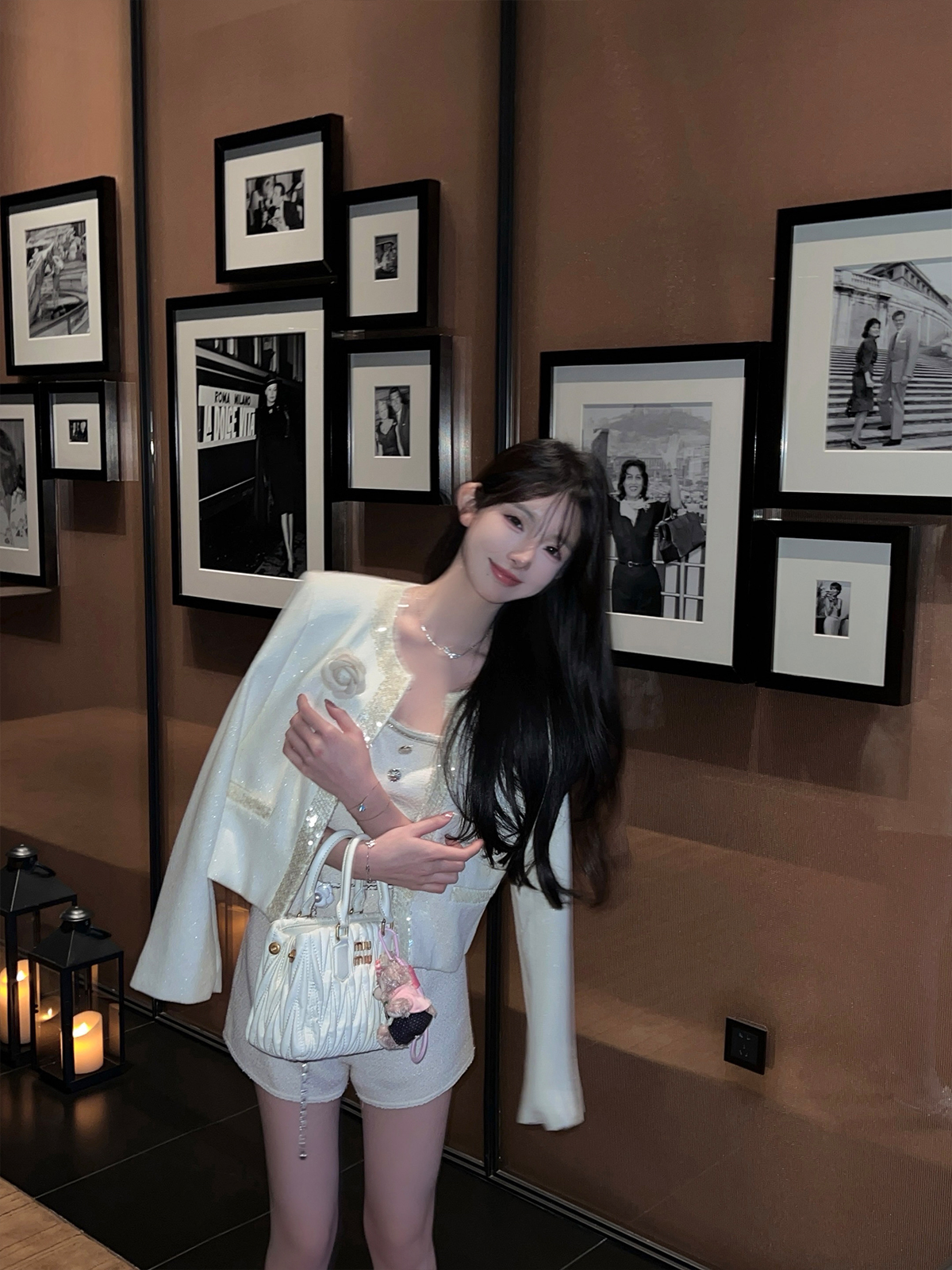 Elegant Floral Design Short White Woolen Coat for Women - Winter Fashion Outerwear for Chic Style Elegant Floral Design Short White Woolen Coat for Women - Winter Fashion Outerwear for Chic Style