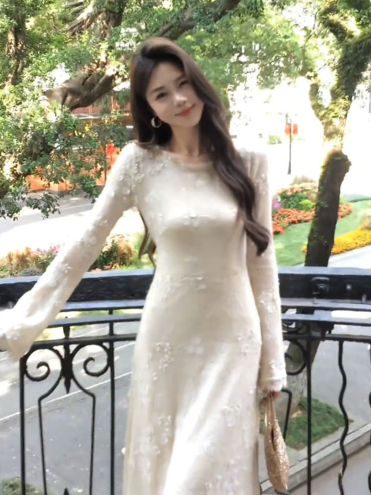 Elegant French-Style Jacquard Lace Long Sleeve Dress with Slip for Women - Perfect Early Spring Outfit Elegant French-Style Jacquard Lace Long Sleeve Dress with Slip for Women - Perfect Early Spring Outfit