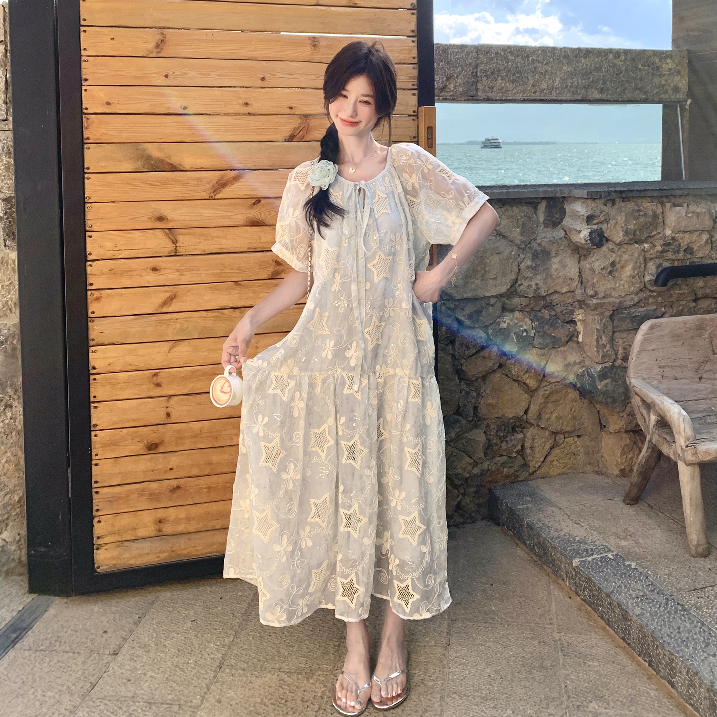 Elegant French-Style Patchwork Embroidered Dress - Short Sleeve, Waist-Cinching, Slim Fit - Summer 2025 Fashion