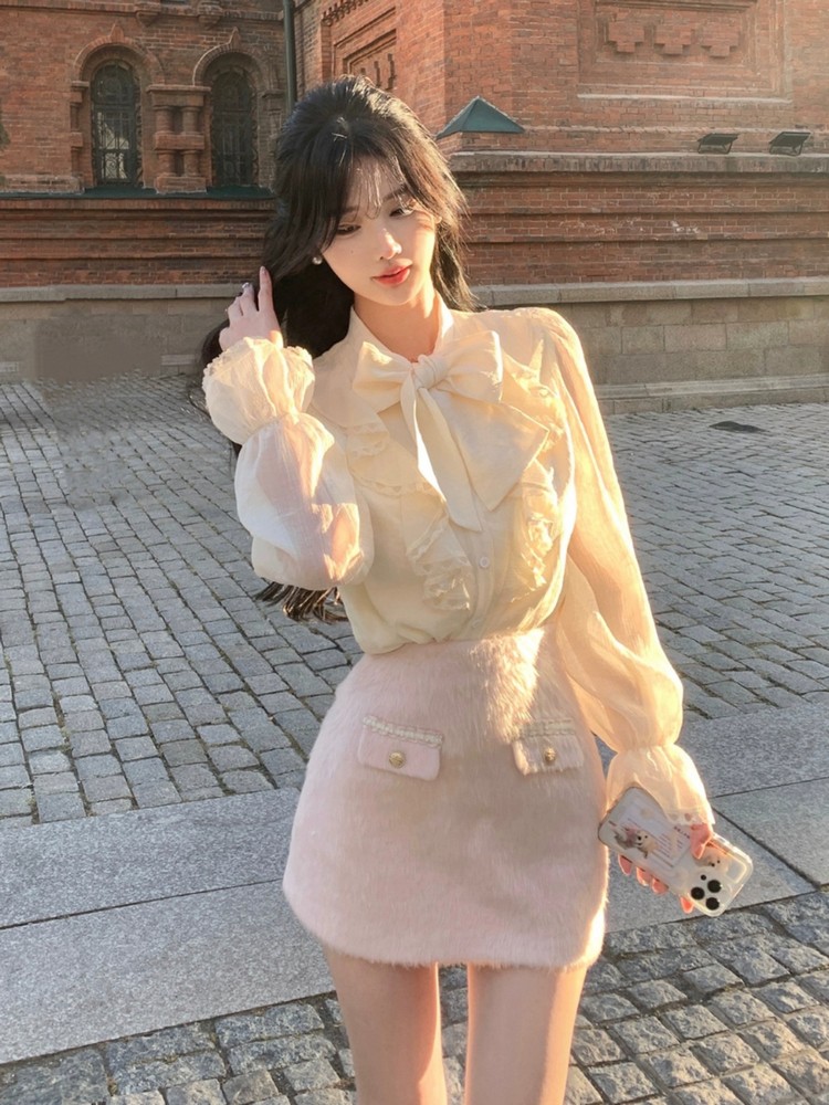 Elegant French-Style Short Jacket for Women - Petite Fit - Spring 2025 Collection - Perfect for Skirt and Shirt Two-Piece Set Elegant French-Style Short Jacket for Women - Petite Fit - Spring 2025 Collection - Perfect for Skirt and Shirt Two-Piece Set