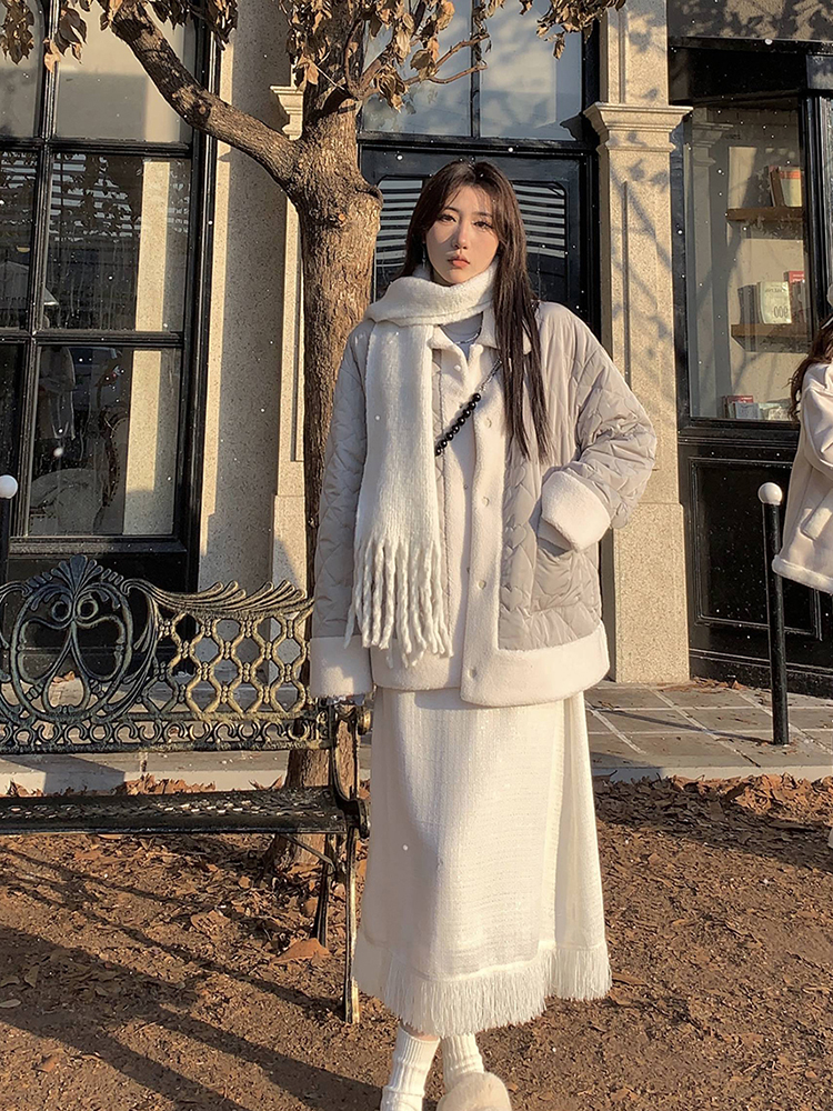 Elegant French Style Spaghetti Strap Dress with Waist-Cinching Design, Long Tassel Detail for Women - Perfect for Spring and Autumn Elegant French Style Spaghetti Strap Dress with Waist-Cinching Design, Long Tassel Detail for Women - Perfect for Spring and Autumn