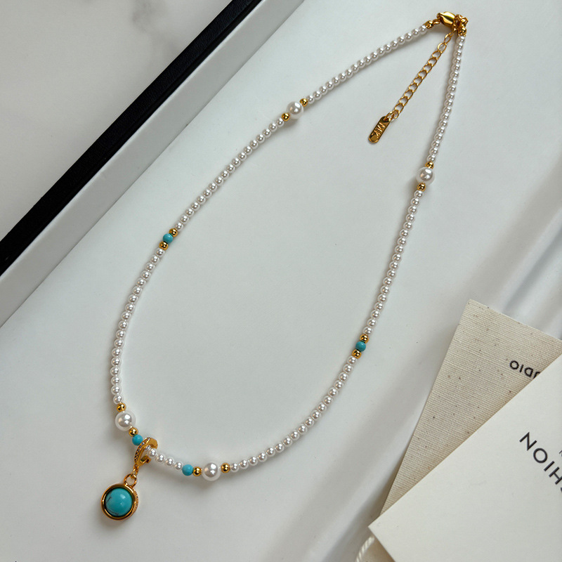 Elegant French-Style Turquoise Pendant Necklace for Women - Pearl Beaded Collarbone Chain, Light Luxury Accessory