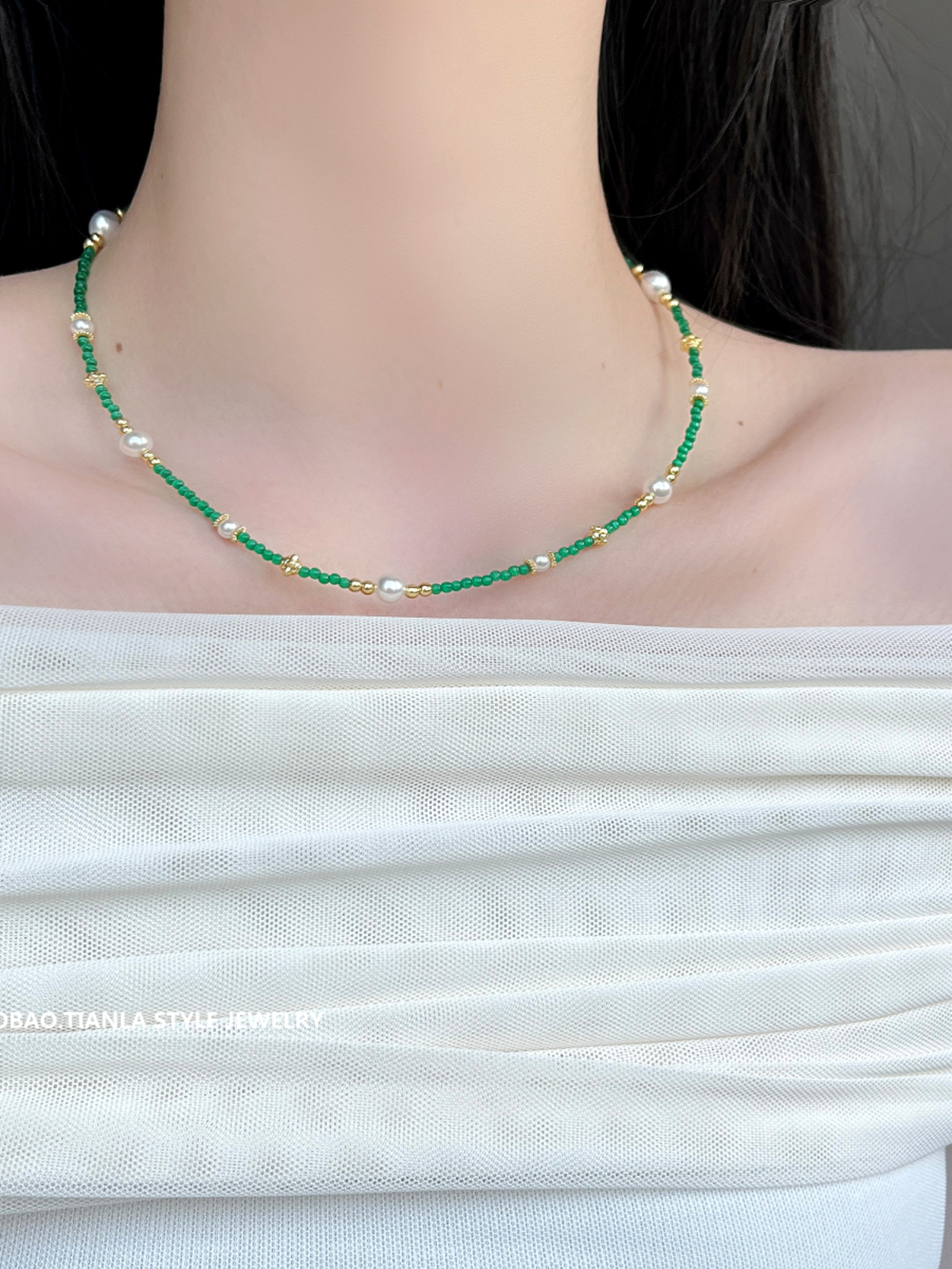 Elegant Green Cat's Eye Stone Pearl Necklace for Women - Versatile Light Luxury Clavicle Chain with Exquisite Millet Beads Elegant Green Cat's Eye Stone Pearl Necklace for Women - Versatile Light Luxury Clavicle Chain with Exquisite Millet Beads