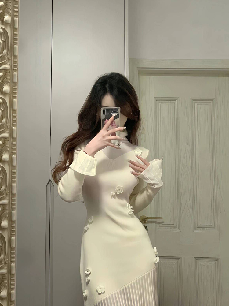 Elegant Handmade Hook Flower Knitted Dress for Women, Slim Fit Waist-Defining Long Dress for Spring & Autumn, Chic Style Elegant Handmade Hook Flower Knitted Dress for Women, Slim Fit Waist-Defining Long Dress for Spring & Autumn, Chic Style