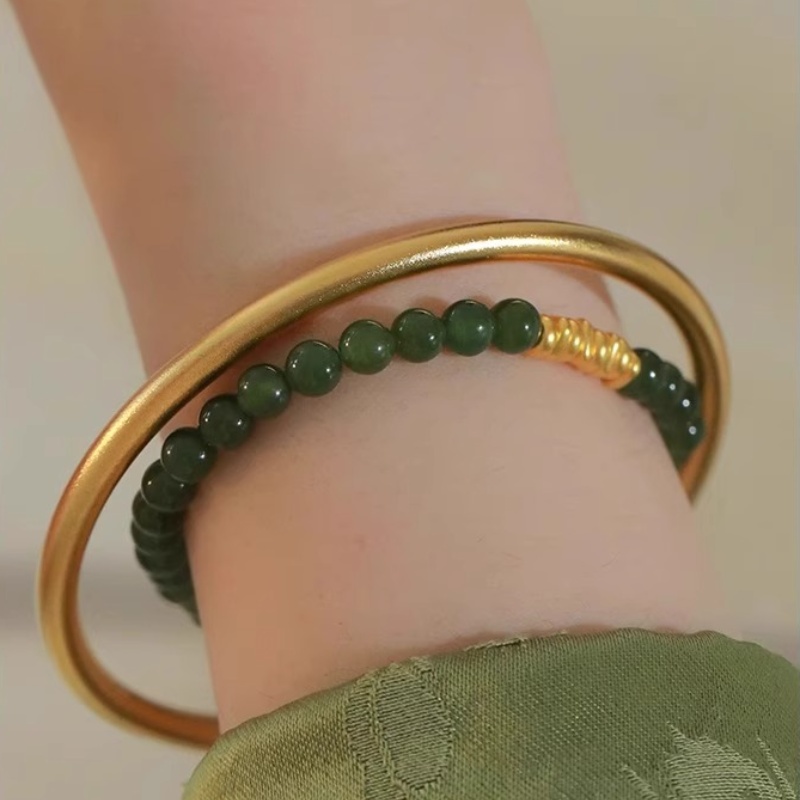 Elegant High-End Beaded Bracelet for Women - Parisian Style, Chic Accessories for Fashion-Forward Looks Elegant High-End Beaded Bracelet for Women - Parisian Style, Chic Accessories for Fashion-Forward Looks