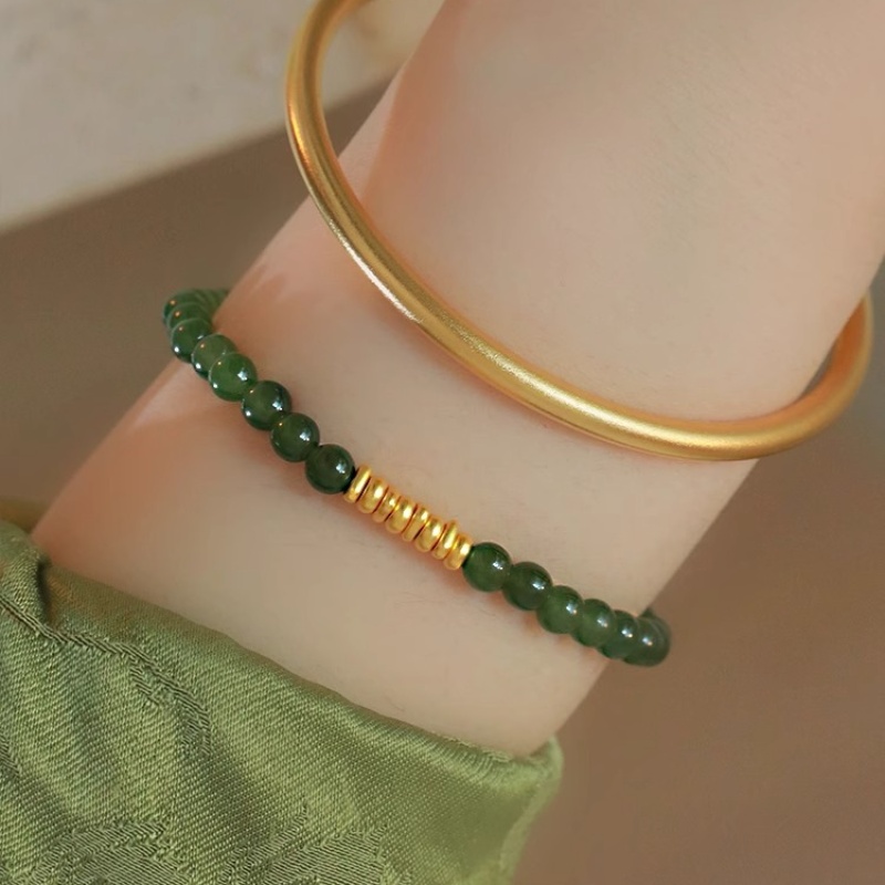 Elegant High-End Beaded Bracelet for Women - Parisian Style, Chic Accessories for Fashion-Forward Looks Elegant High-End Beaded Bracelet for Women - Parisian Style, Chic Accessories for Fashion-Forward Looks