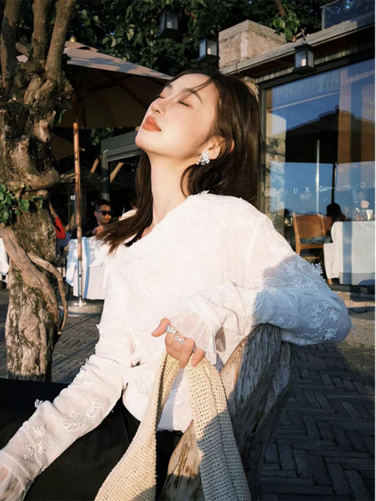 Elegant Hollow White Lace Edge Top - Unique Temperament Fashion Blouse for Women - Chic & Exquisite Style Elegant Hollow White Lace Edge Top - Unique Temperament Fashion Blouse for Women - Chic & Exquisite Style