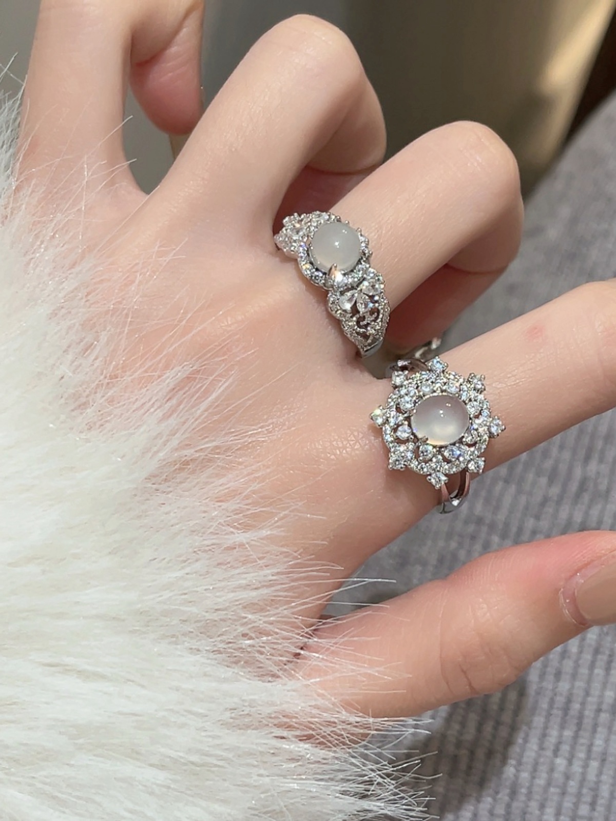 Elegant Imitation White Jade Agate Zircon Ring for Women, Pure Silver, High-Quality Light Luxury Index Finger Jewelry Elegant Imitation White Jade Agate Zircon Ring for Women, Pure Silver, High-Quality Light Luxury Index Finger Jewelry