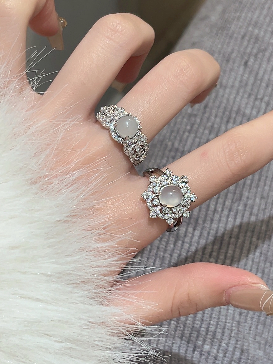 Elegant Imitation White Jade Agate Zircon Ring for Women, Pure Silver, High-Quality Light Luxury Index Finger Jewelry Elegant Imitation White Jade Agate Zircon Ring for Women, Pure Silver, High-Quality Light Luxury Index Finger Jewelry