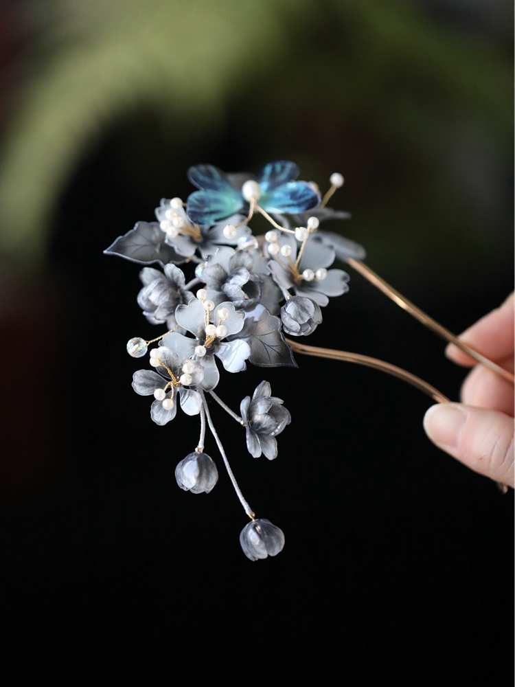 Elegant Ink Wash Flower Hairpin - U-Shaped Ancient Style Hair Accessory for Hanfu, Qipao, and Horse-Face Skirt