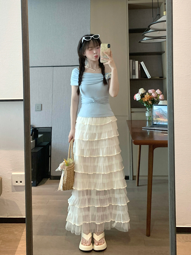 Elegant Layered White Midi Skirt for Summer - Flattering Half-Length Cake Skirt, Sweet and Delicate Style Elegant Layered White Midi Skirt for Summer - Flattering Half-Length Cake Skirt, Sweet and Delicate Style