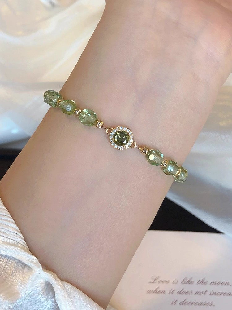 Elegant Olive Green Bracelet with Sophisticated Design - Classy French-Inspired Spring-Summer Accessory Elegant Olive Green Bracelet with Sophisticated Design - Classy French-Inspired Spring-Summer Accessory