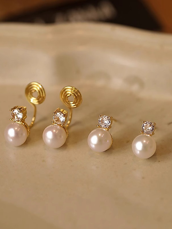 Elegant Pearl Earrings for Women - High-End Light Luxury Design, Chic Lady Style Accessories for Special Occasions Elegant Pearl Earrings for Women - High-End Light Luxury Design, Chic Lady Style Accessories for Special Occasions