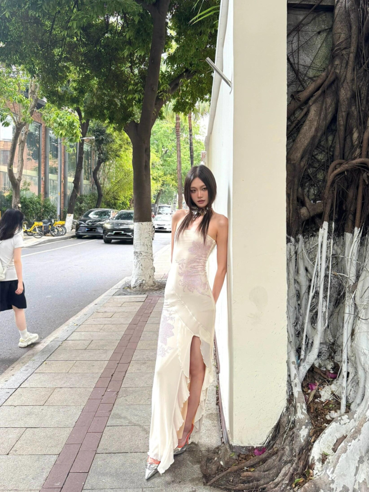Elegant Rhinestone Strapless Bodycon Dress for Women - Sexy Slim Fit Split Long Skirt, 2025 European and American Summer Style Elegant Rhinestone Strapless Bodycon Dress for Women - Sexy Slim Fit Split Long Skirt, 2025 European and American Summer Style