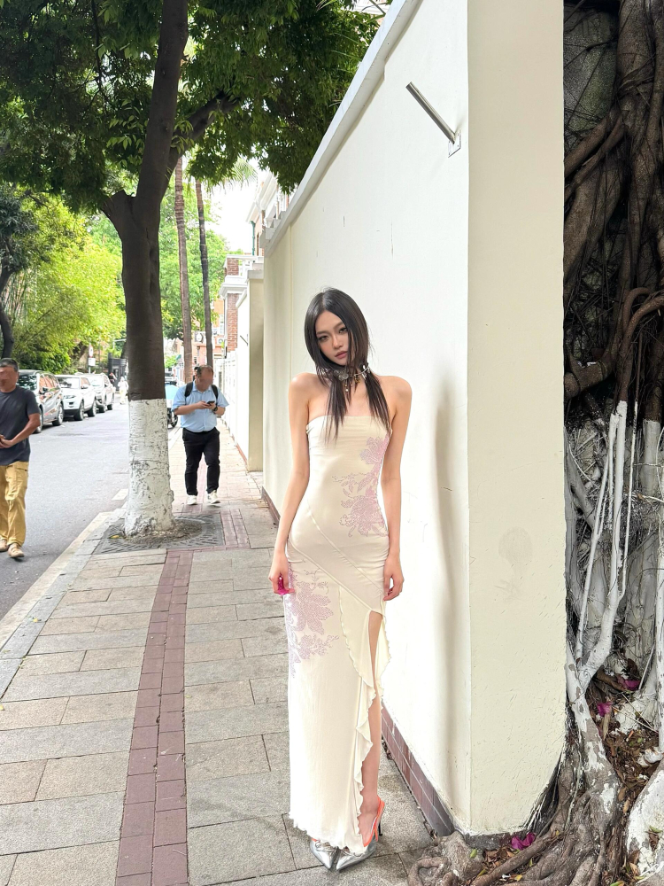 Elegant Rhinestone Strapless Bodycon Dress for Women - Sexy Slim Fit Split Long Skirt, 2025 European and American Summer Style Elegant Rhinestone Strapless Bodycon Dress for Women - Sexy Slim Fit Split Long Skirt, 2025 European and American Summer Style