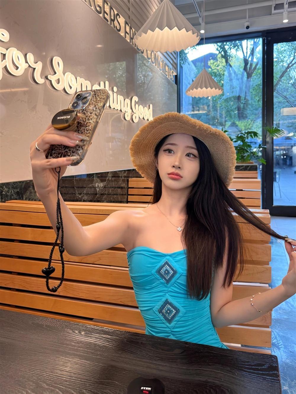 Elegant Strapless Beach Dress - Stunning Sanya Style, Slimming, Sexy Atmosphere, Perfect for Summer, Vacation, and Beach Parties Elegant Strapless Beach Dress - Stunning Sanya Style, Slimming, Sexy Atmosphere, Perfect for Summer, Vacation, and Beach Parties