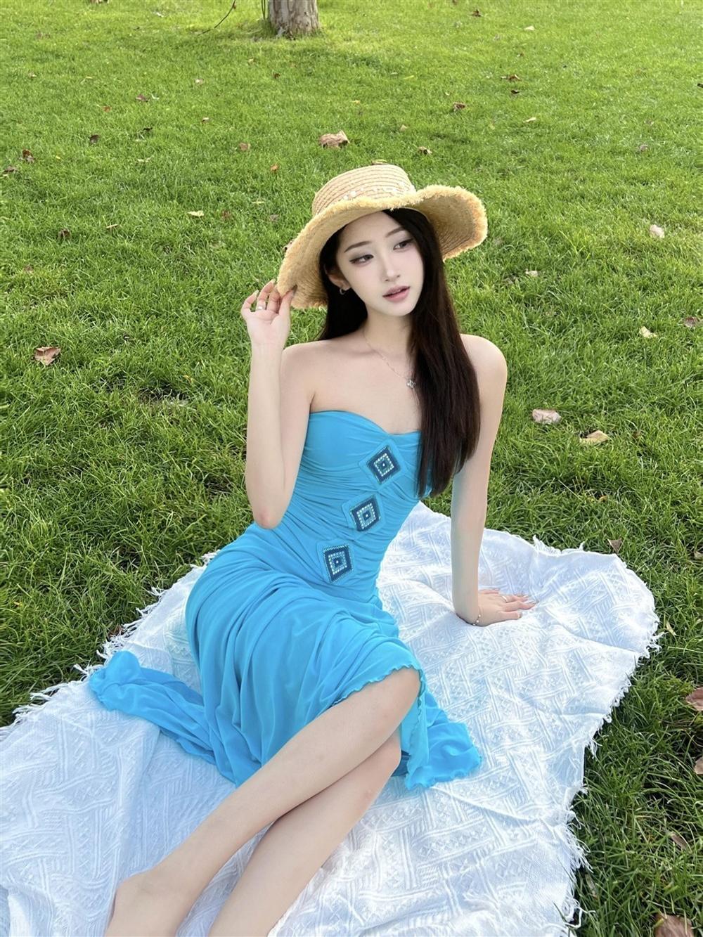 Elegant Strapless Beach Dress - Stunning Sanya Style, Slimming, Sexy Atmosphere, Perfect for Summer, Vacation, and Beach Parties Elegant Strapless Beach Dress - Stunning Sanya Style, Slimming, Sexy Atmosphere, Perfect for Summer, Vacation, and Beach Parties