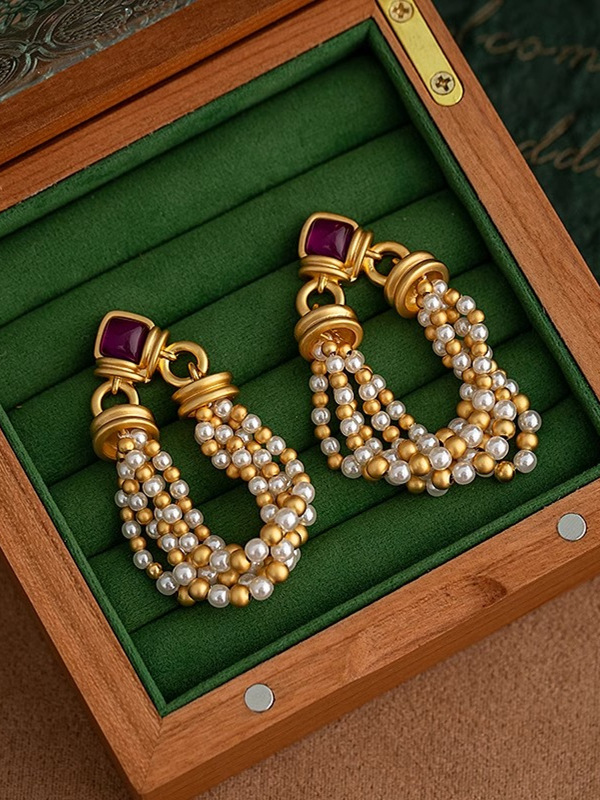 Elegant Tassel Pearl Earrings for Women - High-End Niche Design Jewelry, Chic Ear Accessories for Special Occasions Elegant Tassel Pearl Earrings for Women - High-End Niche Design Jewelry, Chic Ear Accessories for Special Occasions