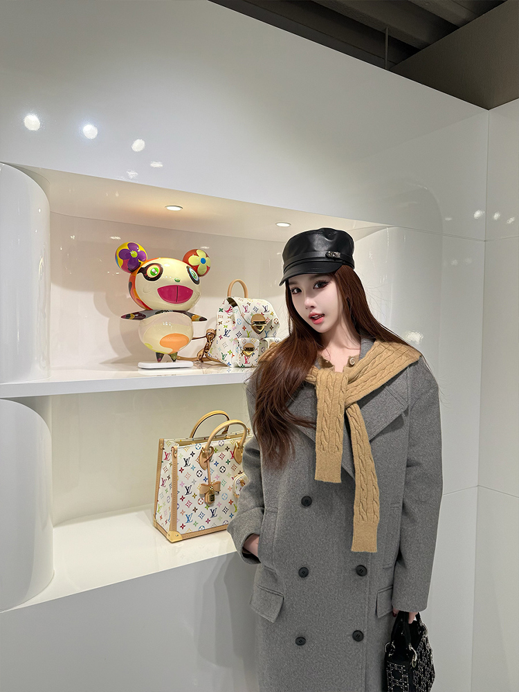 Elegant Women's Winter Melange Wool Knitted Cardigan - Artistic Design for Cozy Style, Perfect for Layering in Cold Weather Elegant Women's Winter Melange Wool Knitted Cardigan - Artistic Design for Cozy Style, Perfect for Layering in Cold Weather