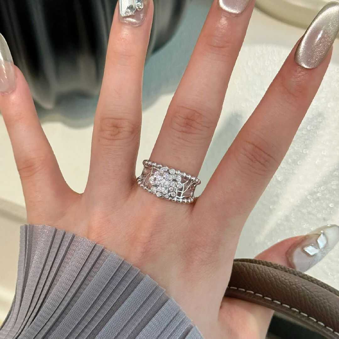 Elegant Zircon Flower Pearl Ring for Women - Pure Silver Color, Niche High-End Design, Perfect for Index Finger, 2025 Trends Elegant Zircon Flower Pearl Ring for Women - Pure Silver Color, Niche High-End Design, Perfect for Index Finger, 2025 Trends