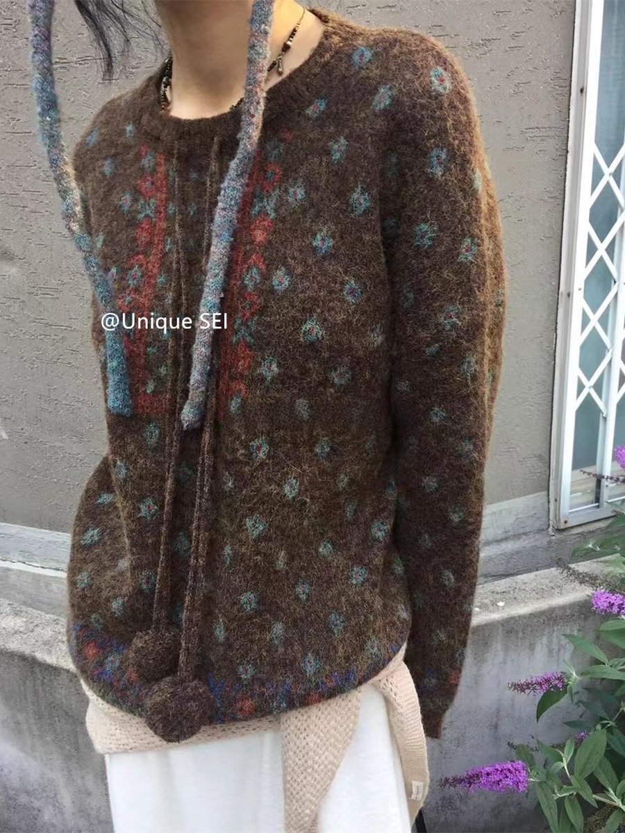 Ethnic Style Diamond Pattern Pullover Sweater with Drawstring and Pom-Pom – Cozy Knit for Winter Vibes Ethnic Style Diamond Pattern Pullover Sweater with Drawstring and Pom-Pom – Cozy Knit for Winter Vibes