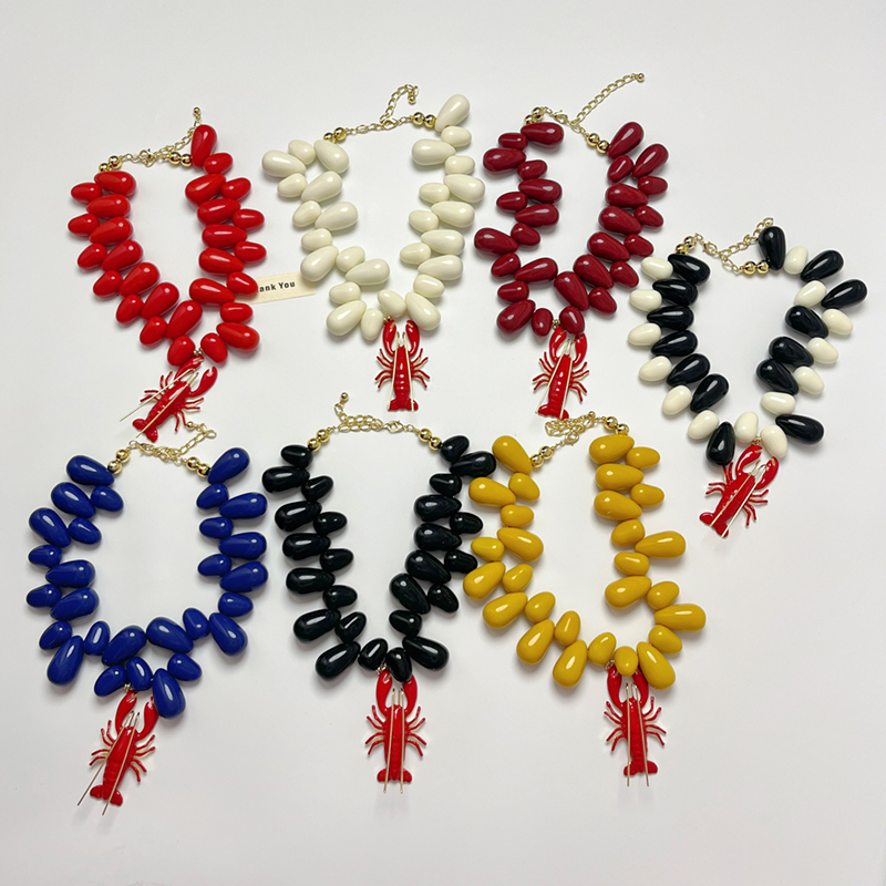 Exaggerated Red Crayfish Beaded Necklace for Women - European American Ocean Vacation Style 2025 Collarbone Chain Exaggerated Red Crayfish Beaded Necklace for Women - European American Ocean Vacation Style 2025 Collarbone Chain