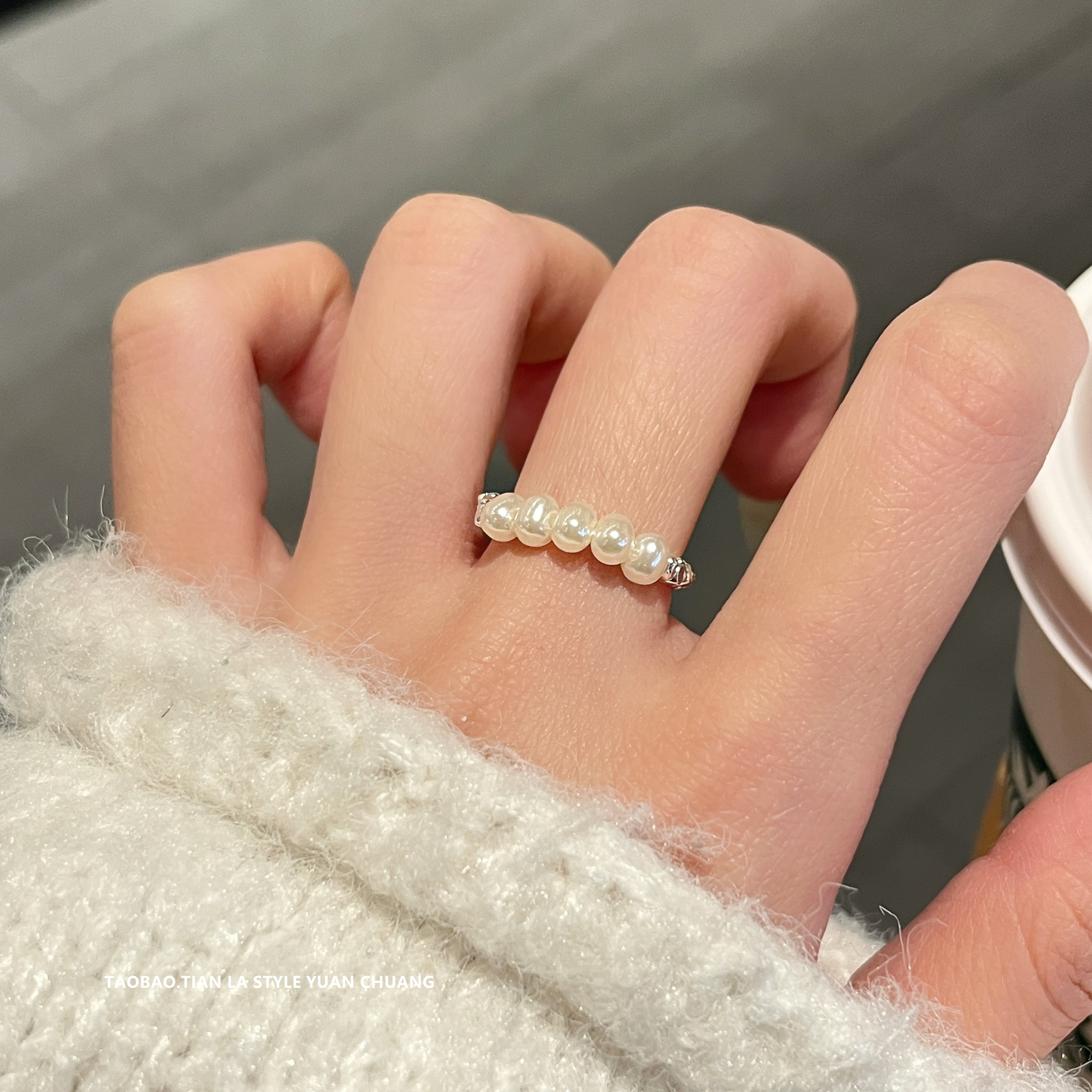 Exquisite Broken Silver Pearl Ring for Women - 2025 Niche Design, Light Luxury, Versatile Pure Silver Index Finger Jewelry