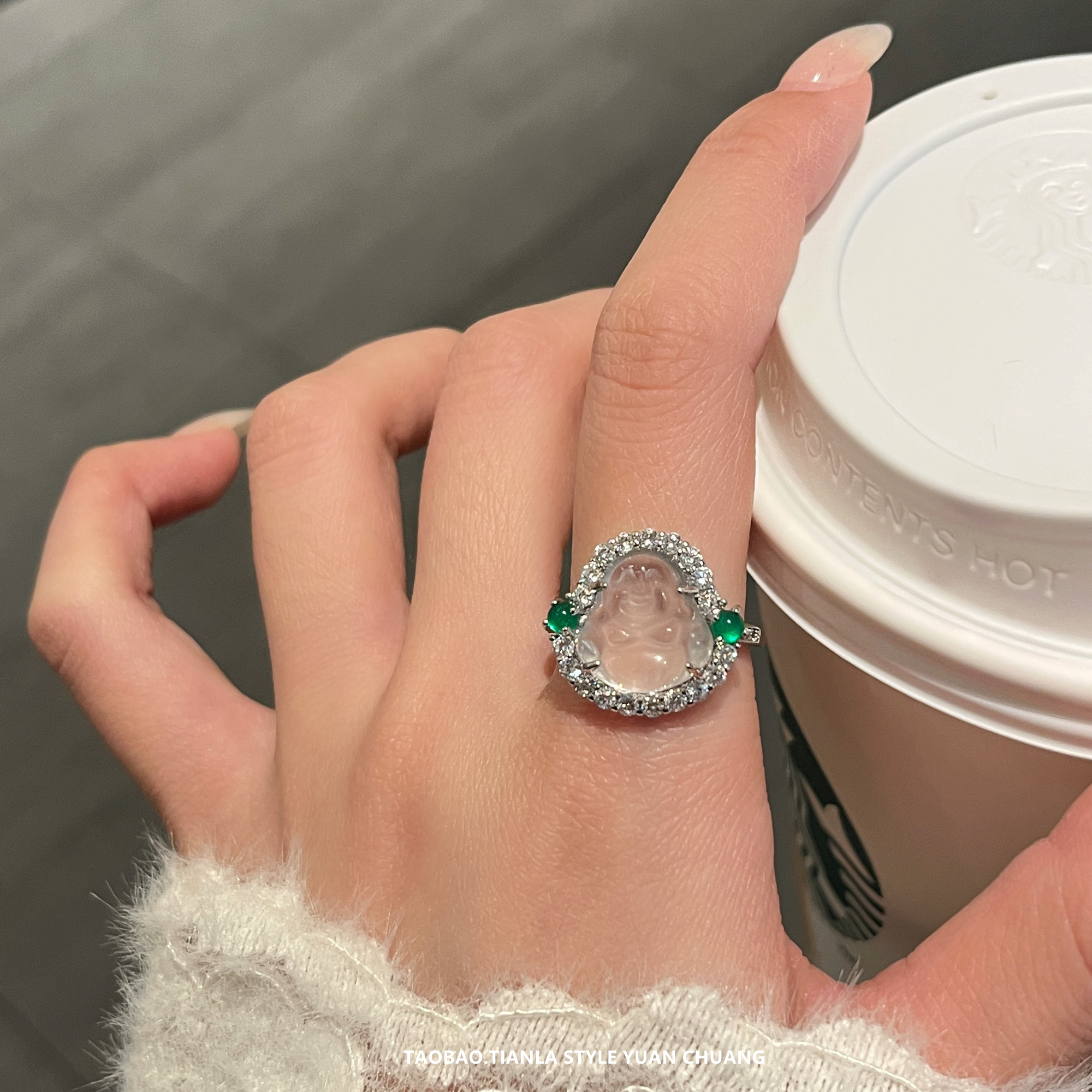 Exquisite Diamond-Inlaid Imitation Jadeite Buddha Ring for Women - Lightweight Luxury High-End Design for 2025 Exquisite Diamond-Inlaid Imitation Jadeite Buddha Ring for Women - Lightweight Luxury High-End Design for 2025
