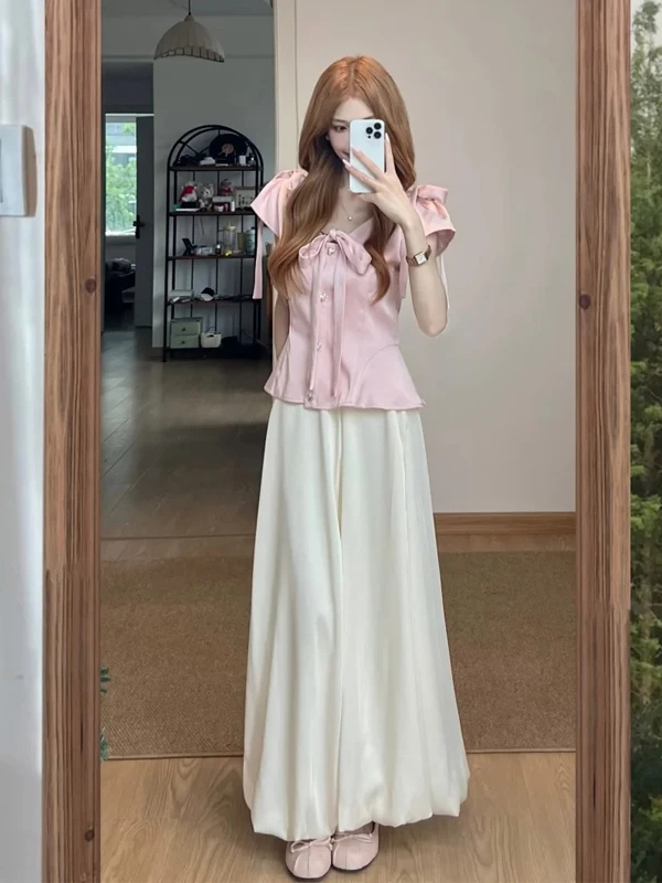 Exquisite French-Style Summer Two-Piece Set - Sweet Pink Bow Top & Floral Bud Skirt Outfit
